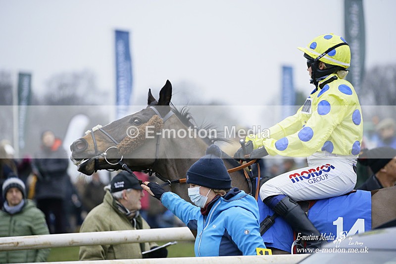 PtP 230122 520 - Cocklebarrow Races - Heythrop Hunt - 23/01/22