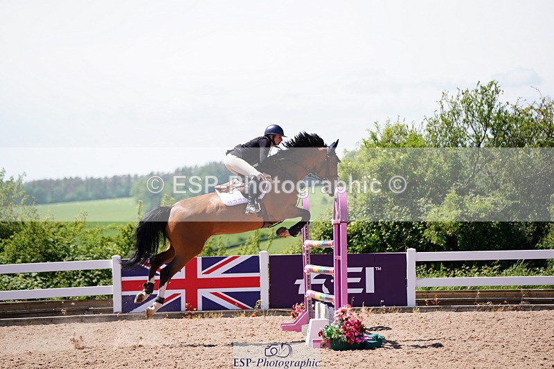 240525A-132522-06202 - Cls 17 National 1.30m