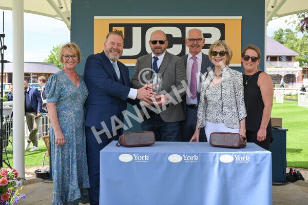 yr11062022r3-50 - Race 3 2.35pm The JCB Stakes
