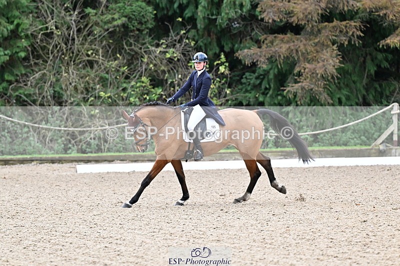 251022A-144233-00359 - B-105-Emily.Grace