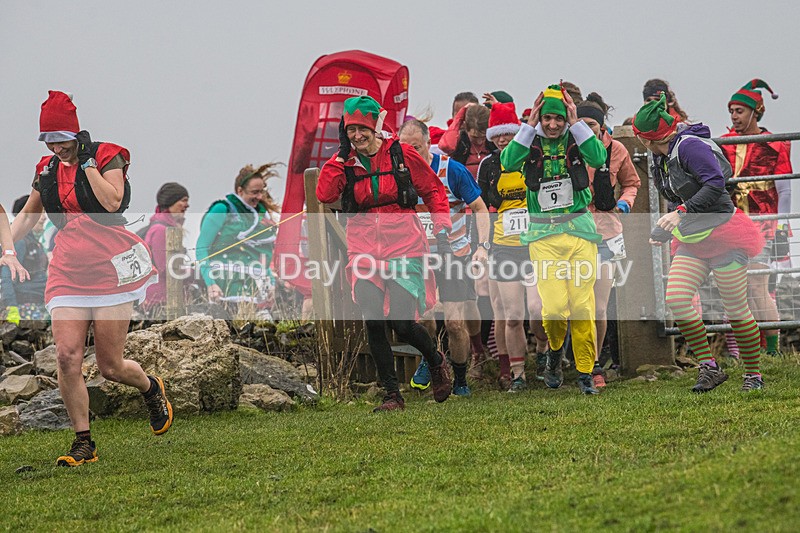 Litton-229 - Litton Christmas Cracker Fell Race Sunday 15th December 2024