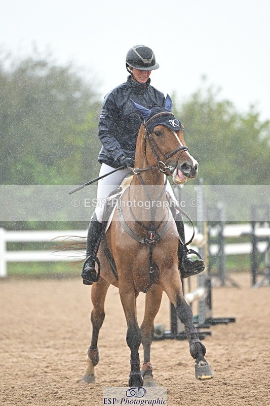 240925A-134020-00962 - Cls 4 Newcomers and 1.10m Open