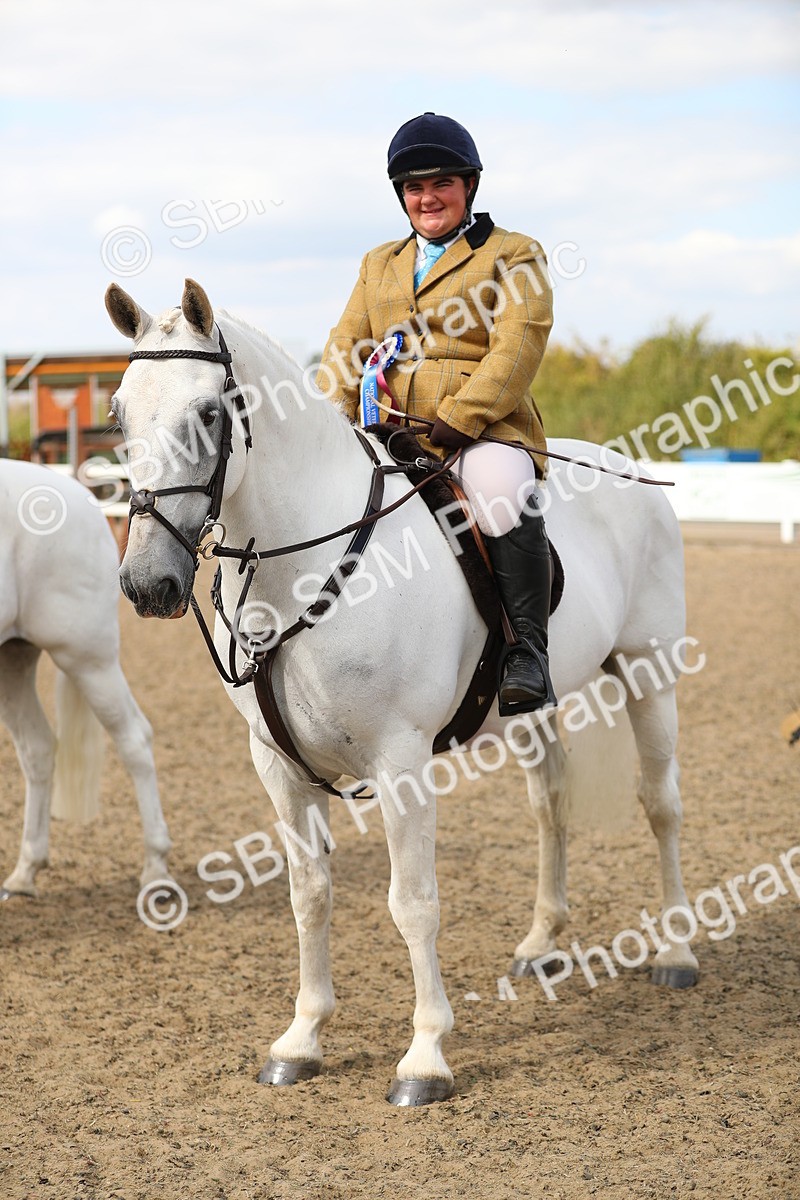 SBM_05675 - Class 48a Style & Performance 70cm (15-19)