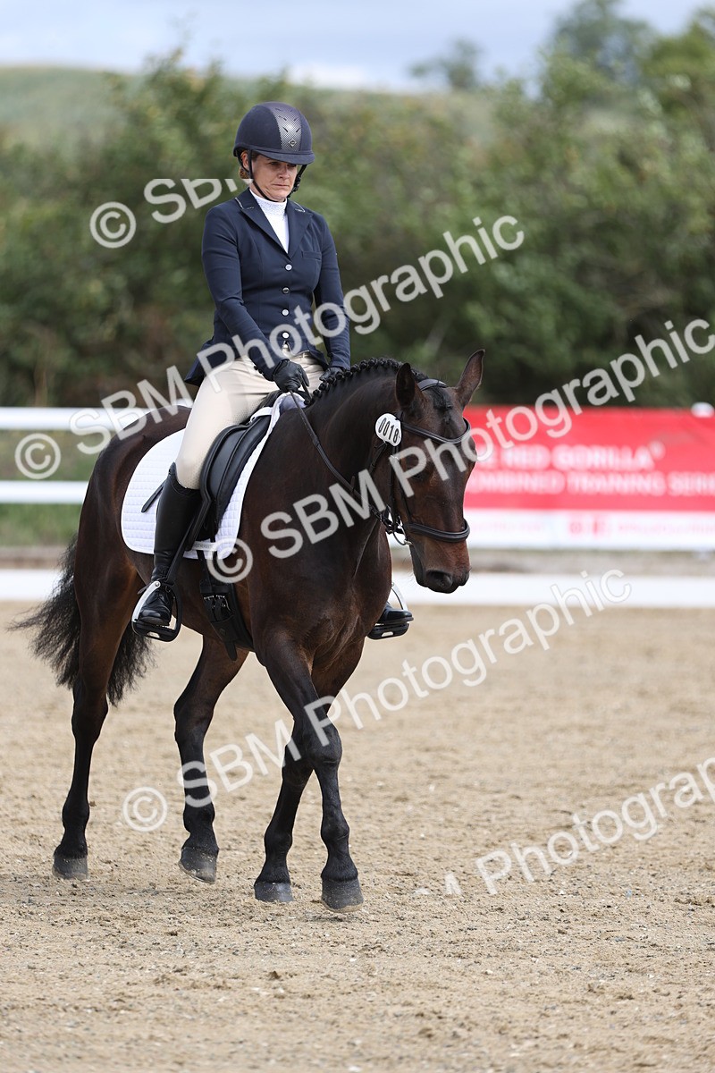 SBM_001484 - Class 2 - Intro 4 Champs - 10.56-11.44