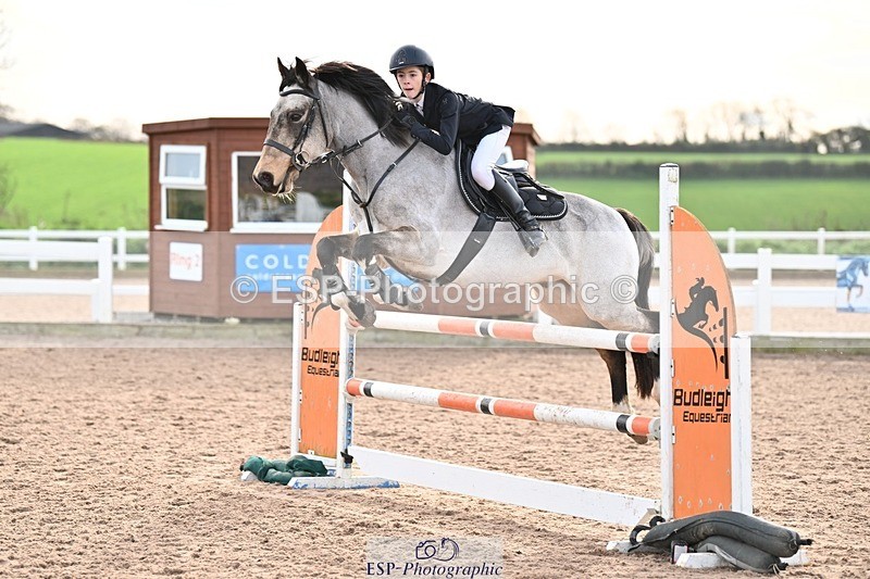 241117X-125656-04675 - Cls 15s Jnr 1.10m Open