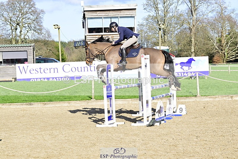 260214A-125240-00677 - 4 Snr 1m 05 Open