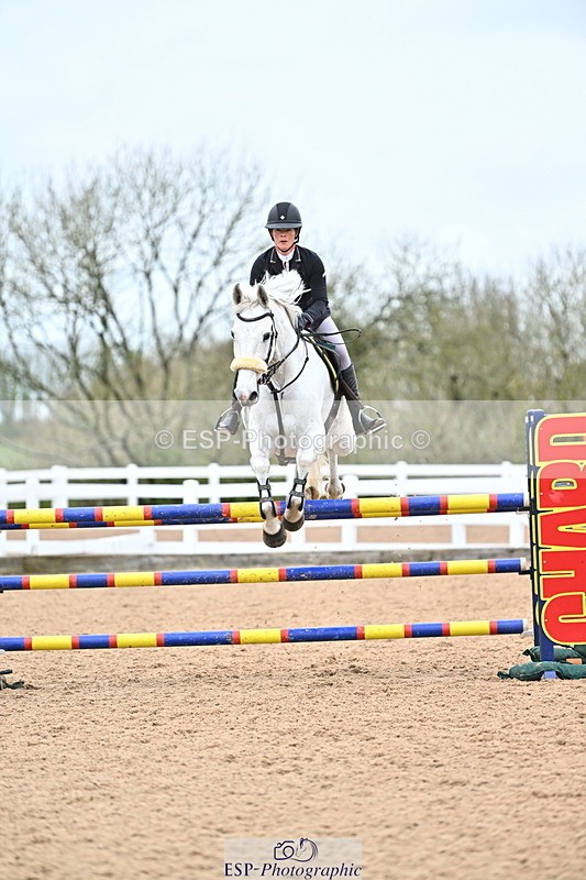 240501A-141453-00994 - Cls 8 Snr Foxhunter and 1.20m Open