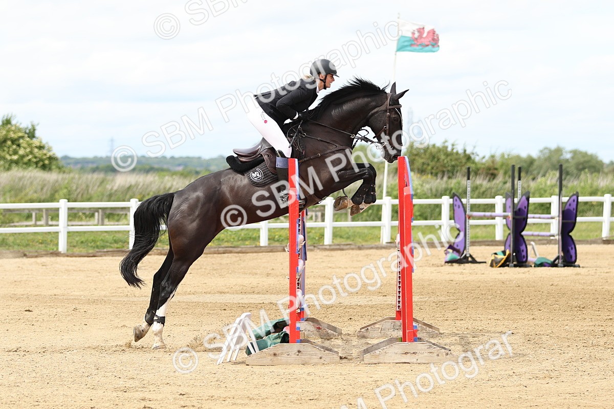 SBM_001092 - Class 4 - Senior Newcomers - 1.10m