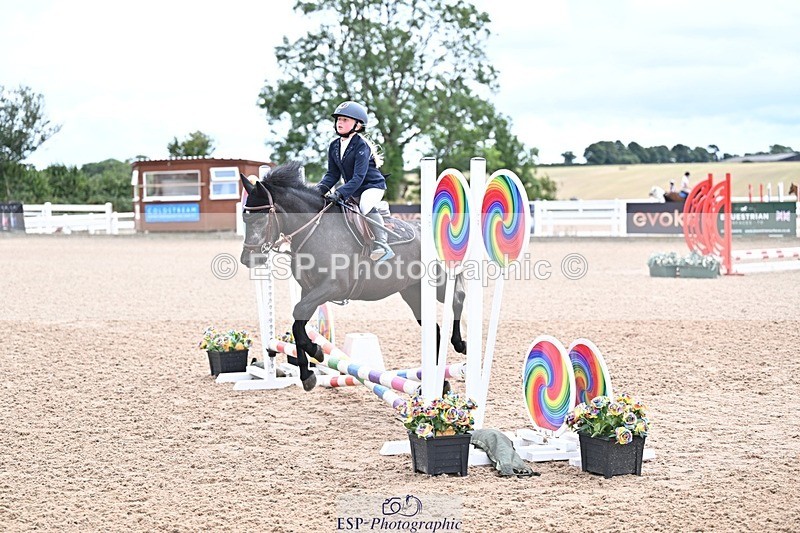 250729-143126-00005 - Clear Round and 60cm