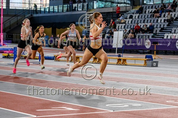 SeniorInd25-917893 - Track Female Set One