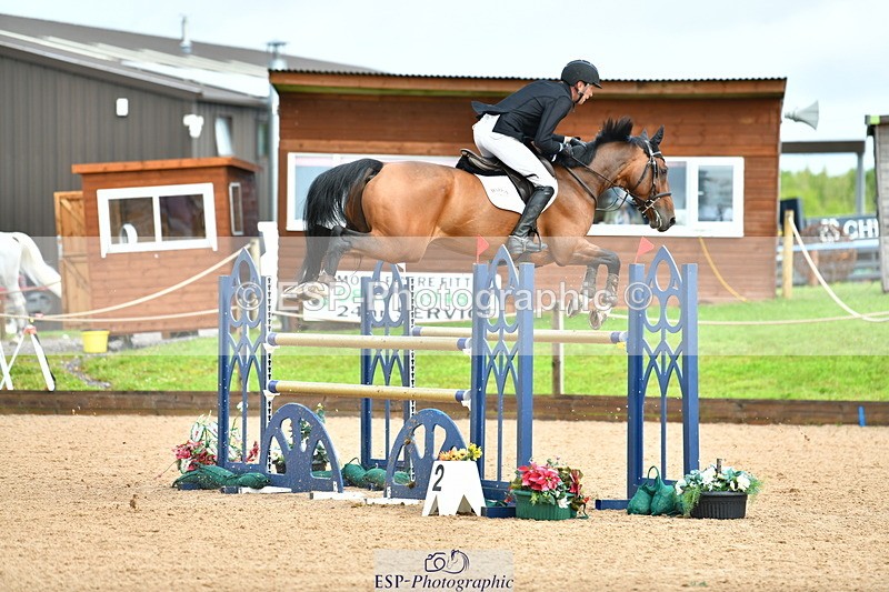 230723A-095754-10717 - Cls 4, 2 Star Small 1.30m