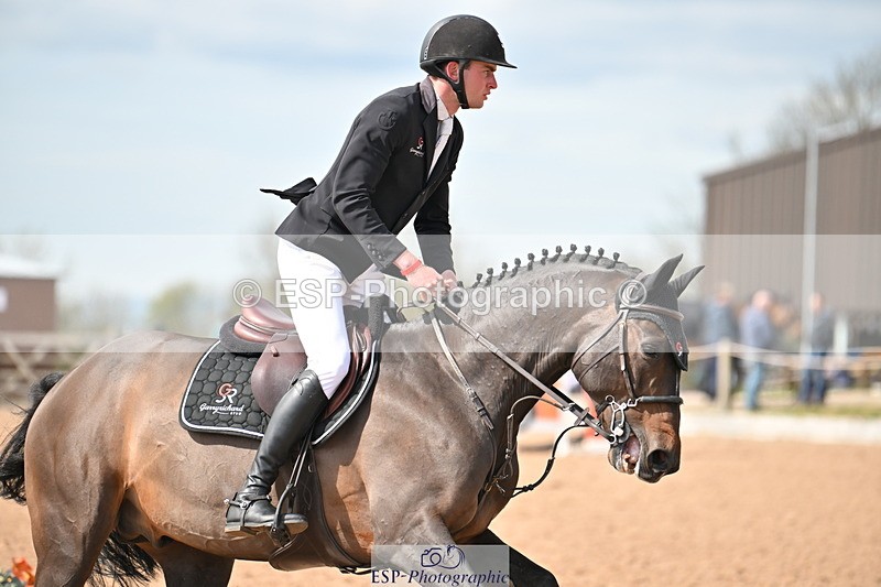 240418A-143931-04470 - Cls 9, 2 Star Big Tour 1.40m