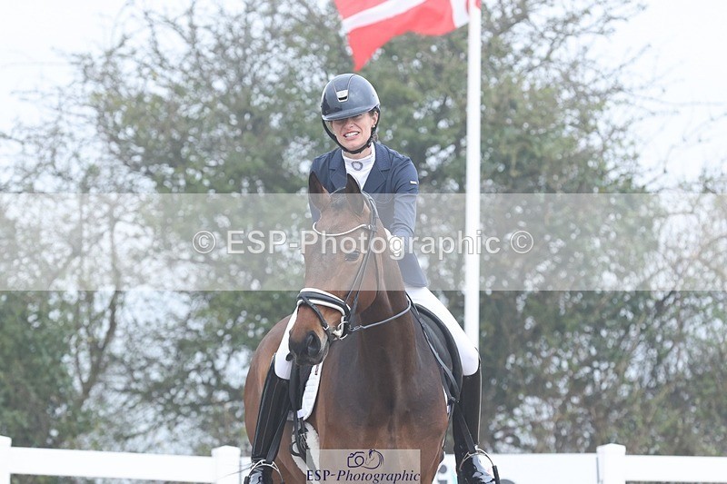 250404-085540-03975 - 073+080-Jennifer.Charleston+Ellie.McCarthy