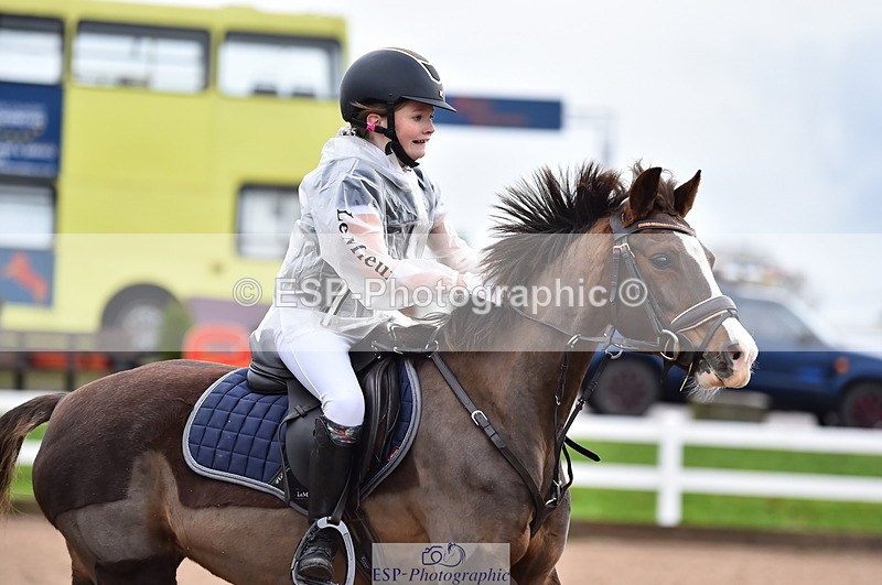 231203A-093732-00018 - Cls 1 Intro 70cm