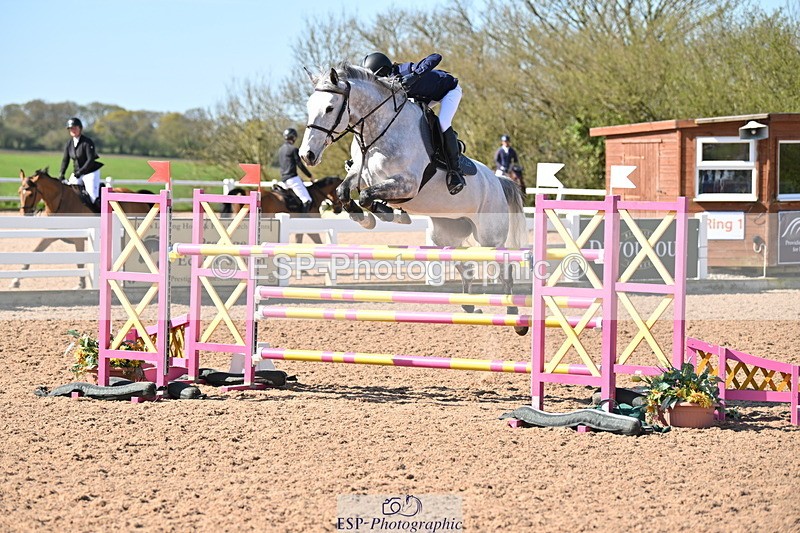 240420A-102822-10327 - Cls 19, 1 Star Silver Tour 1.20m