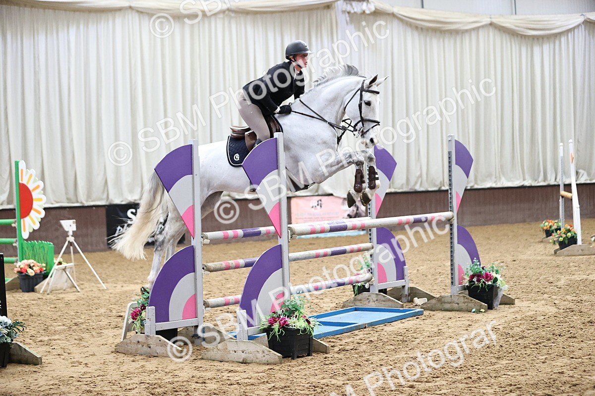 SBM_005972 - Class 16 - Senior Newcomers - 1.10m Open