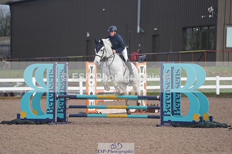 260201-102143-03055 - Cls 16 British Novice and 90cm