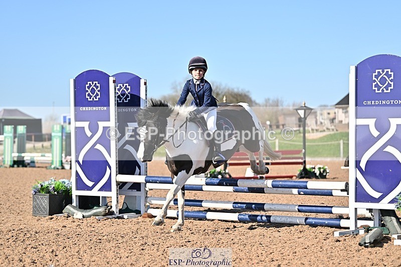 250401-162943-00113 - 60cm classes