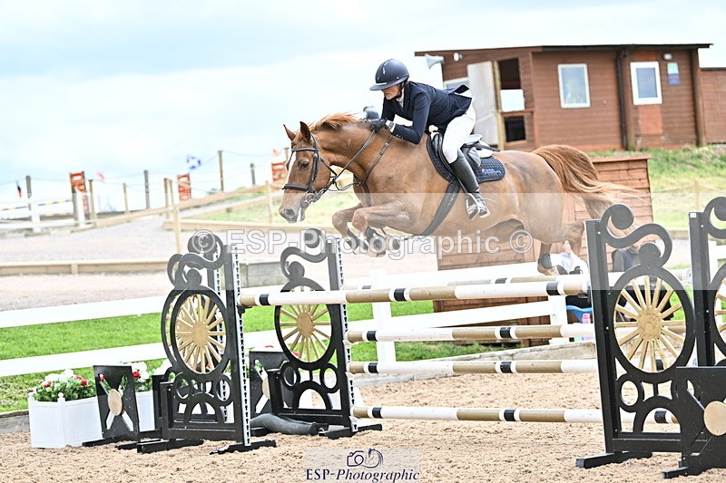 240523A-131911-01942 - Cls 4 Snr 1.20m Open