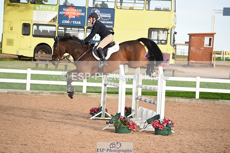 231015A-164302-09375 - Cls 27 1.10m Amateur Q 2nd R