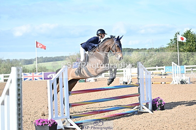 241004A-103940-01275 - Fri 07 Snr Brit Nov & 90cm Open