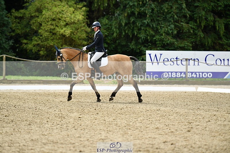 250718A-122710-01451 - 141-Chloe.Dunn-Towerhill.Shamie