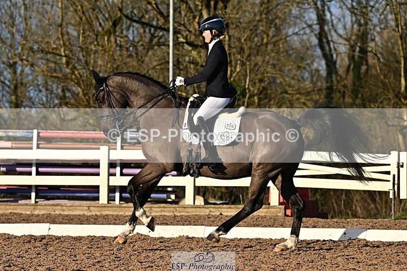 241214-143315-02884 - 139-Holly.Kerslake-Platinum.Cabachon