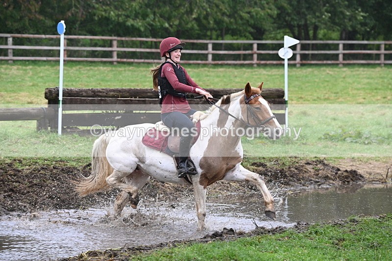 WJ6_9317 - Time at Photographer 14:46 to 14:57