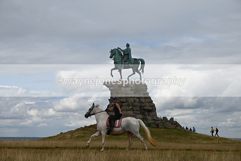 DSC_9212 - Time at Statue 14:33 to 15:10