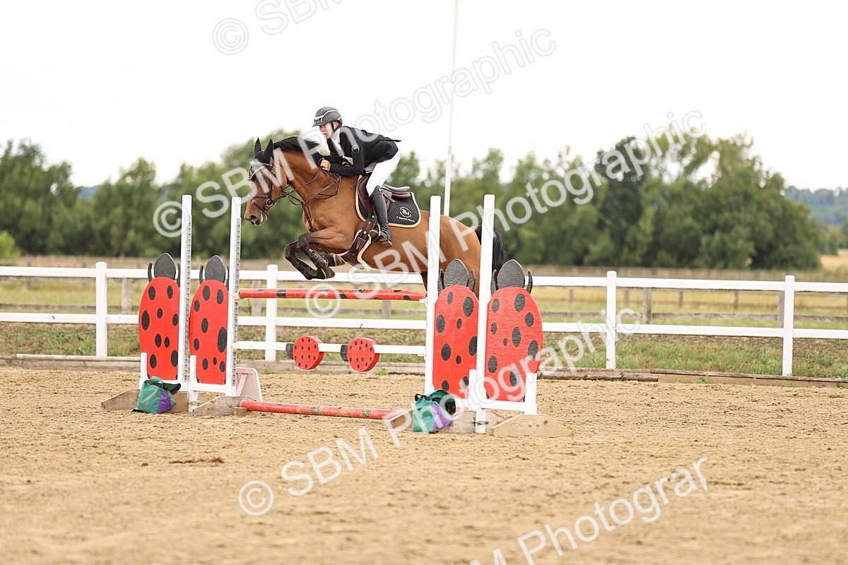 SBM_026883 - Class 13 - Senior Newcomers - 1.10m