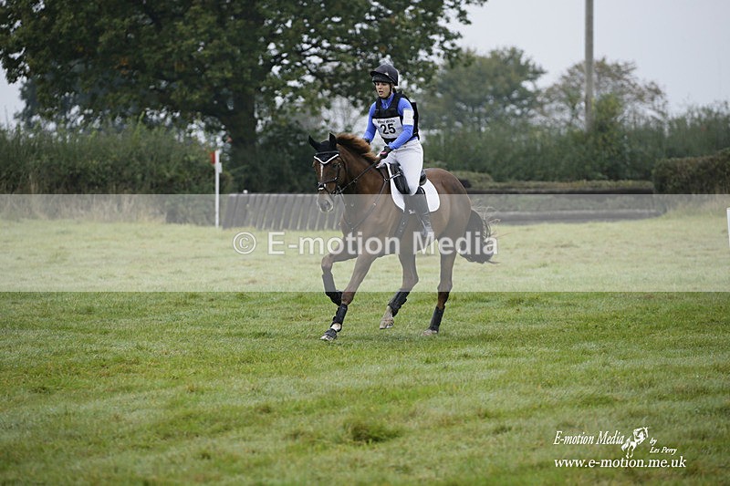 WWHT 171021 0184 - Novice Restricted (0.80m)  17/10/21