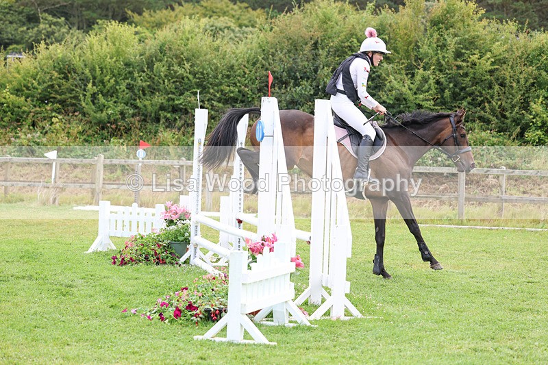 3E7A0985 - Class 4: 70cm Senior