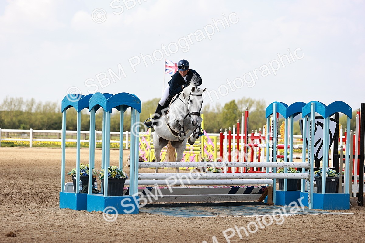  - Class 24 - Senior Newcomers - 1.10m