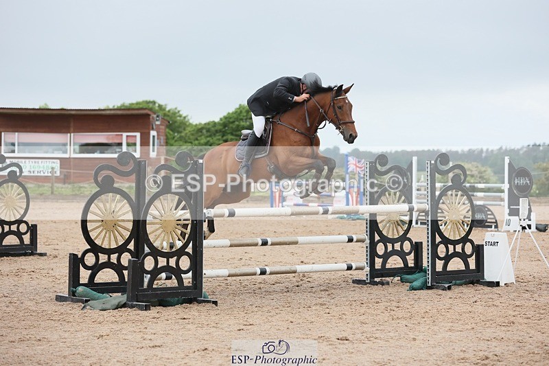 250524-095102-03968 - Cls 13  A&B 1.05m & 1.10m open