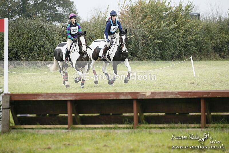 WWHT 181020 WWHT 181020 1008 - WWEC Novice Pairs (0.80m) 18/10/20