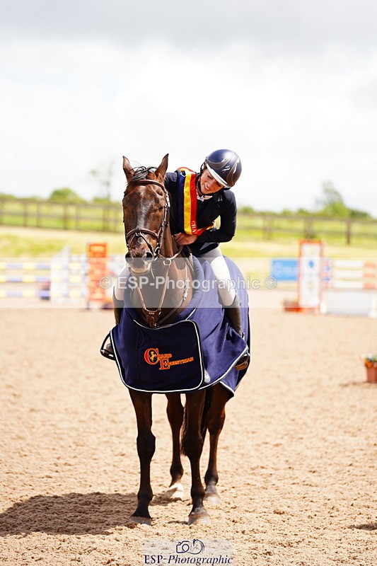 240526A-122508-08042 - Cls 26 Chard Equ 1.05m and 1.10m Grand Prix