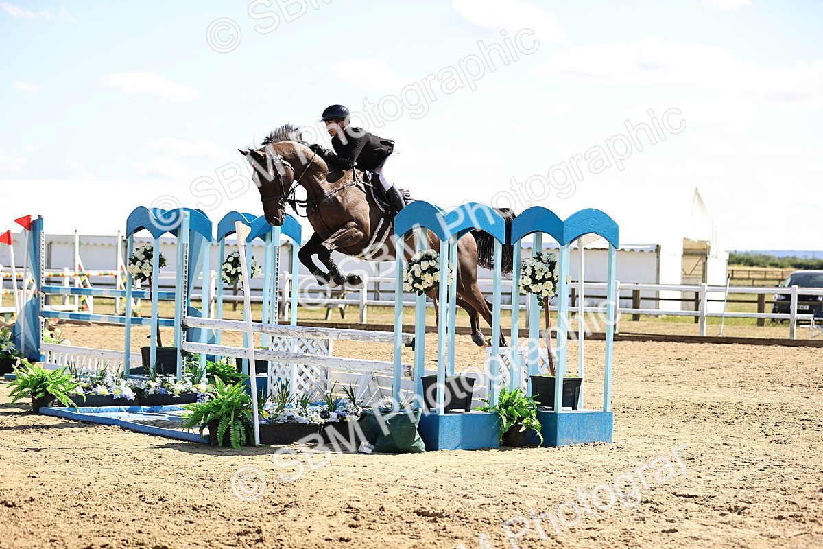 SBM_015498 - Class 16 - Senior foxhunter - 1.20m Open