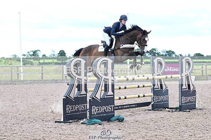 240608A-142753-02753 - Cls 5 Snr Foxhunter and 1.20m Open