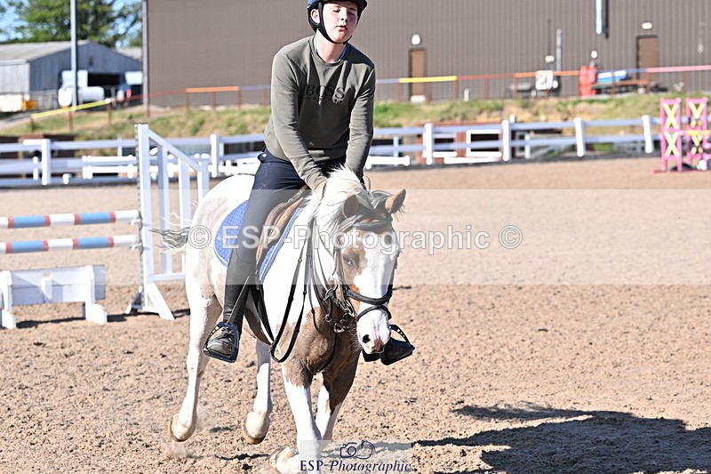 250708A-181226-00432 - 90cm Classes