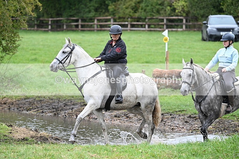 WJ7_1687 - Time at Photographer 13:13 to 13:26