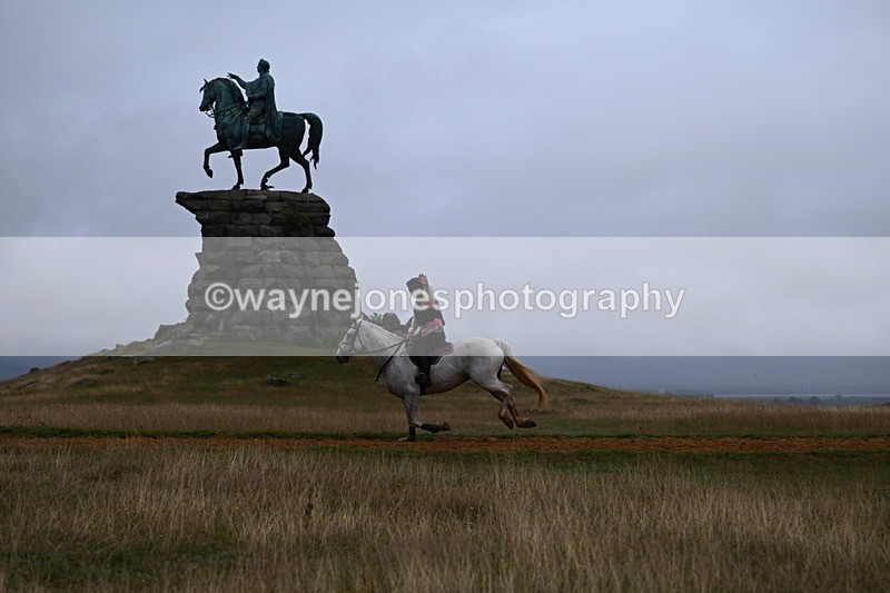DSC_2222 - Time at Statue 12:34 to 12:56