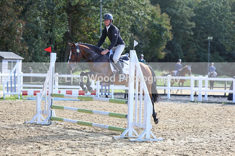 3E7A5172 - Class 9: 80cm Senior