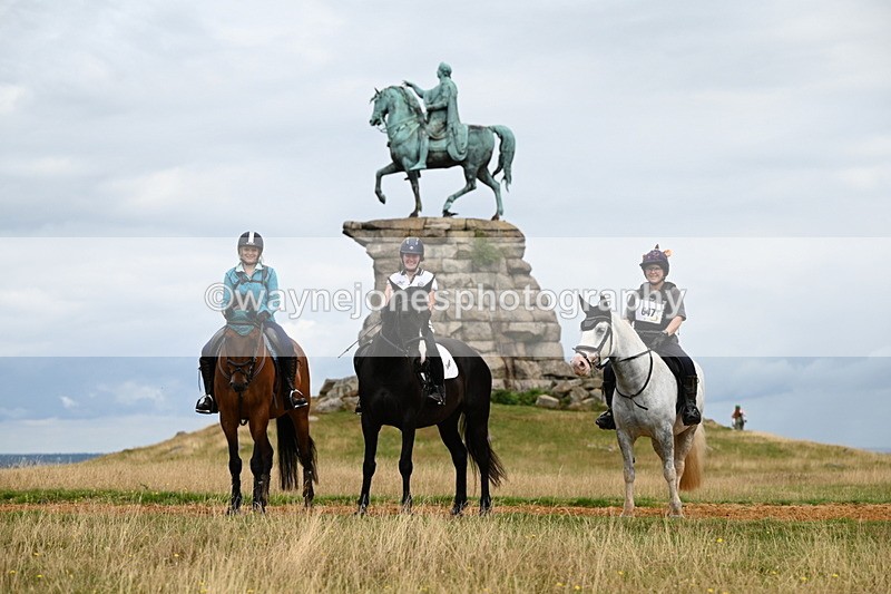 DSC_5981 - Time at Statue 12:17 to 12:44