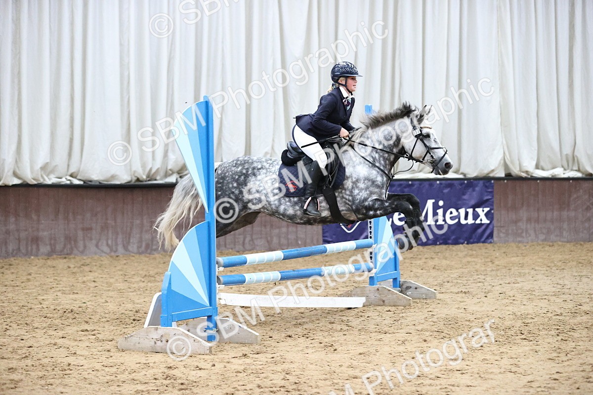 SBM_001490 - Class 5 - Henlow Veterinary Hospital 70cm