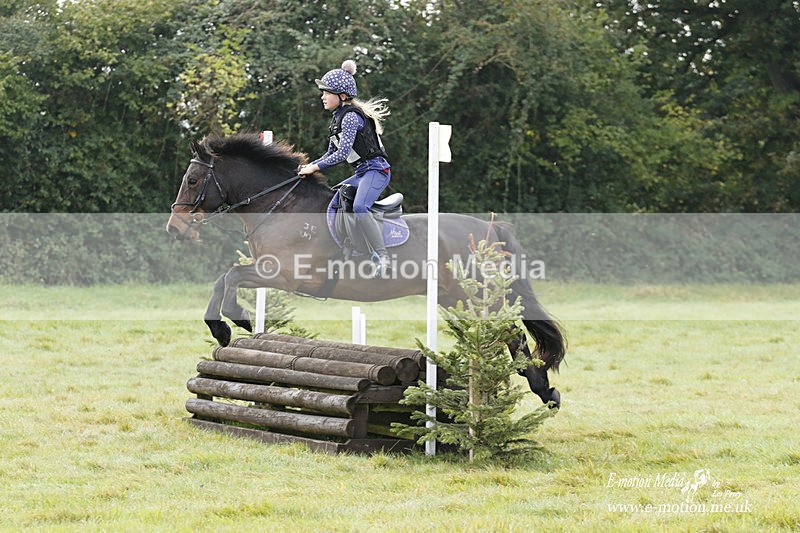  WWHT 171021 0973 - Open Novice (0.80m)  17/10/21