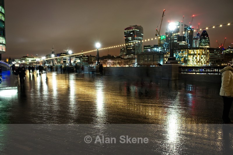 DSC09993 - London low light