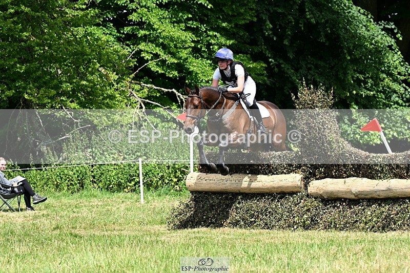 240629X-113523-0511 - 010-Georgie_Selley-VICARSTOWN_VICTOR