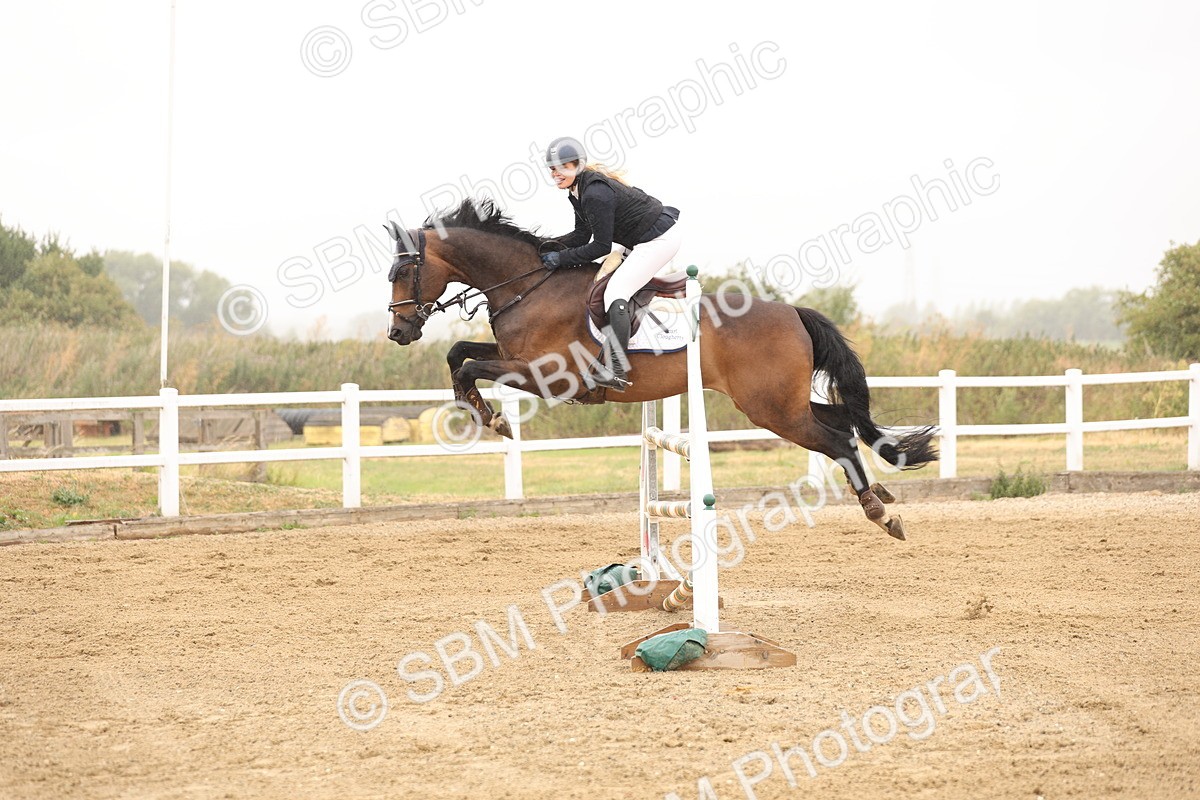 SBM_024162 - Class 6 - Senior Newcomers 1.10m