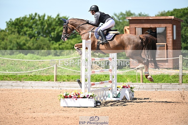 240718A-120406-04962 - Cls 1, 3 Star Small Tour 1.35m