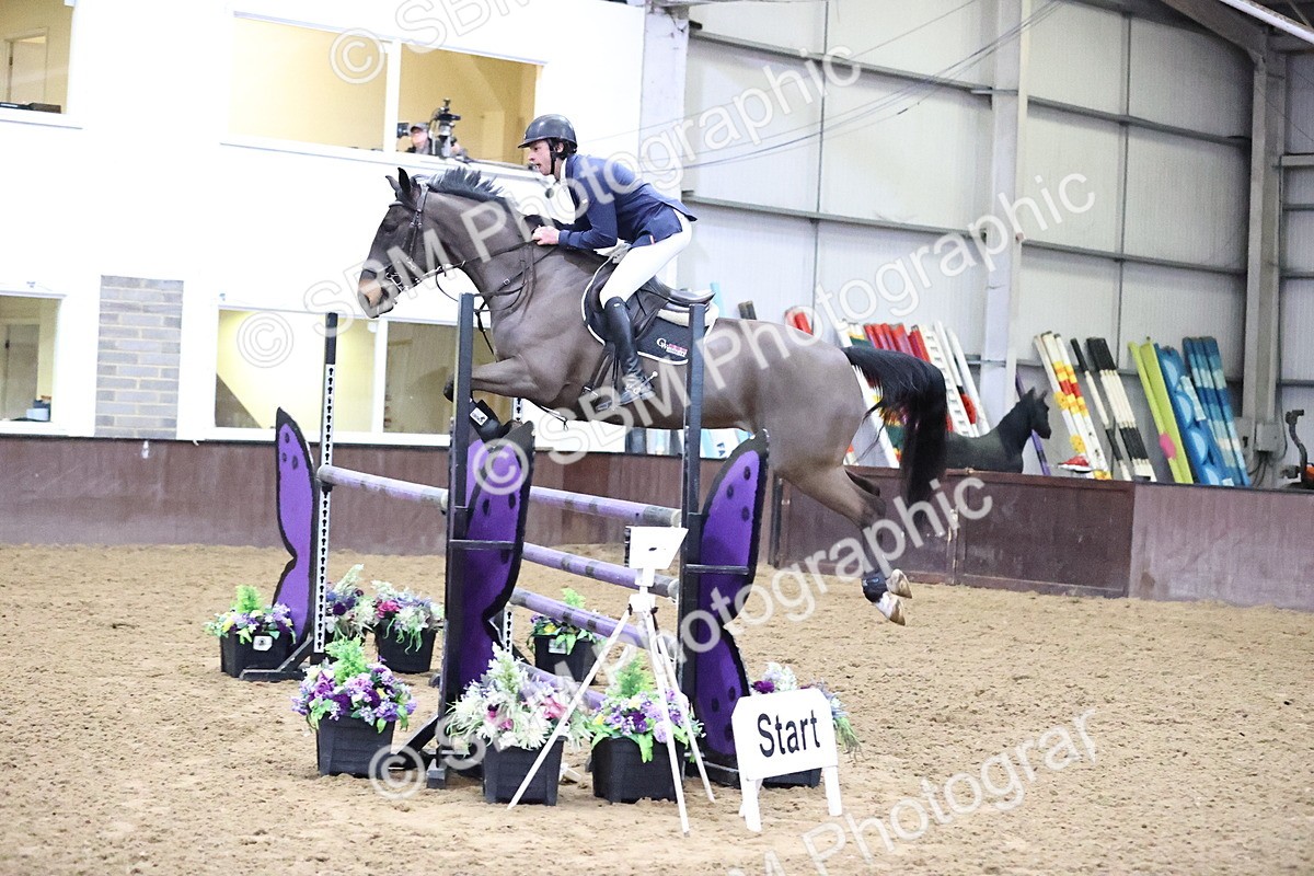 SBM_010242 - Class 25 - Equestrian Senior Foxhunter 1.20m